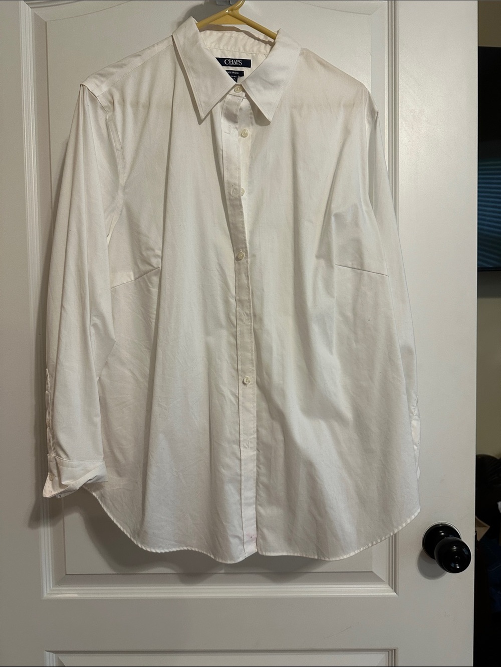 Chaps Men's White Long-Sleeve Dress Shirt